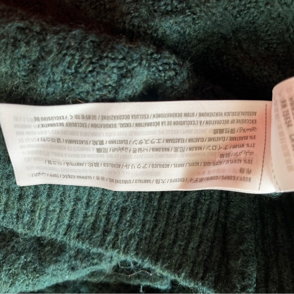 Evergreen Sweater - Picture 2 of 6